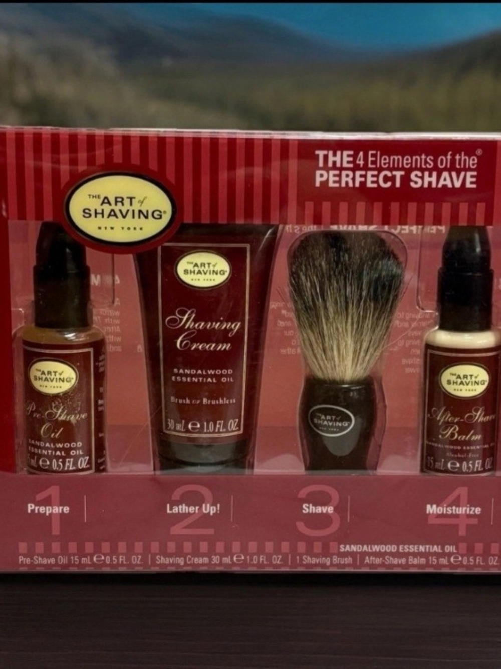Sandalwood Men’s Shaving Kit - Red Packaging